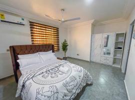 Caroline Cozy Apartment, ξενοδοχείο σε Accra