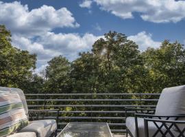 Skyline Villa Indoor Pool Hot Tub – hotel w mieście Millard