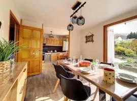 Résidence Saint Marcel - Chalet familial · Centre village de St Marcel · Terrasse ouest MAE-2924