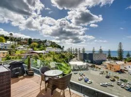 Seabreeze Penthouse - Napier Holiday Apartment