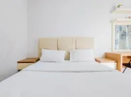 Homey and Elegant Studio Amazana Serpong Apartment By Travelio