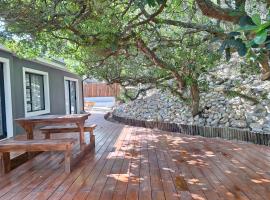 The Beach House Paradise, hotel i Jeffreysbugten