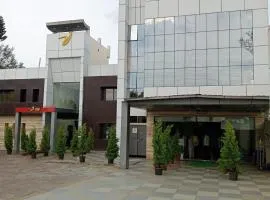 Hotel Varay Express