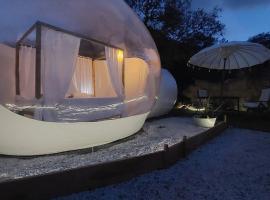 Glamping Burbuja Los Almendros, hotel v Malaze