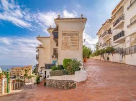 2 Bedroom Cozy Apartment In Almunecar