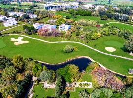 Karma Lakelands Golf Resort & Residences, resort in Gurgaon