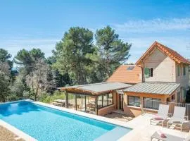 For Me Formidable House for rent with pool in Roussillon