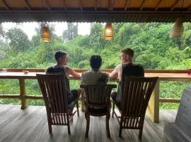 WW Backpackers