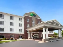 Holiday Inn Express Hotel & Suites Chicago South Lansing by IHG、ランシングにあるGary-Chicago Airport - GYYの周辺ホテル