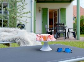 FeWo 43 1, Heideweg 3 a, hotel in Ostseebad Karlshagen