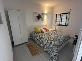 Dias Incríveis na Costa da Caparica, Hotel in Quinta de Santo António