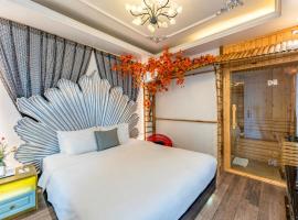 Mai Hotel، فندق في هانوي