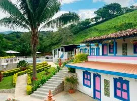 Hotel Jardín Del Río