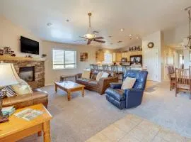 2 Mi to Lake Apt with Balcony in Payson!