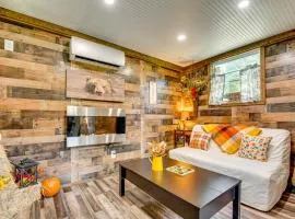 Creek Access, Fire Pit and Grill Summerville Studio