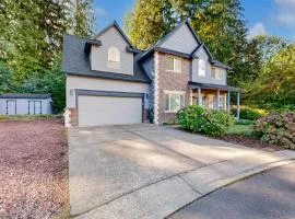 Modern Mt. Hood Village Escape