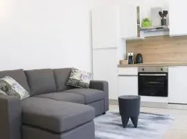 Parcheggio privato-Appartamento in Villa 1 Centro