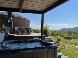 L'Insolite de charme avec Spa et Panorama ! Proximité Sarlat, hotel in Saint-Vincent-de-Cosse