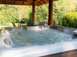 Grande Vend&eacute;gh&aacute;z, pensionat i Tata