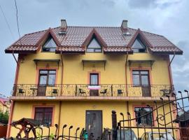 Вілла Львів, hotel en Skhidnytsya