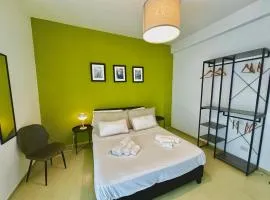 suite sorrento center