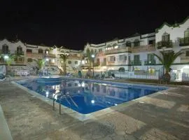 Apt de 2 BR completamente nuevo y equipado,BBQ