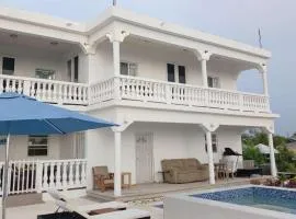 New condo with sea view 3