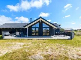 8 person holiday home in Fanø