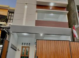 Han Gang Syariah, hotel v destinaci Ponorogo