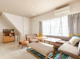 8b HOTEL -Osaka Nishikujo APARTMENT