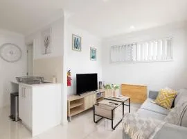Smart Suites Self Check-in Apartments - Freney Park