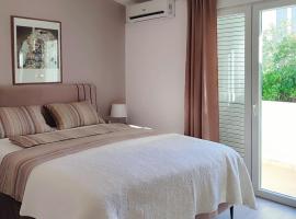 Apartments Divna, ξενοδοχείο σε Baška Voda