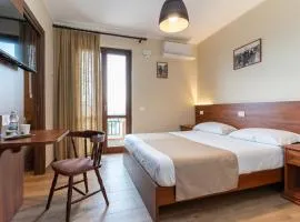 B&B Gusto West