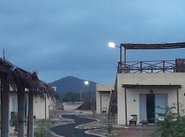 Tres Velas Surf, хотел в Celestino Gasca