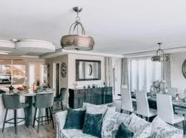 Luxury home with Harbour Views in Poole