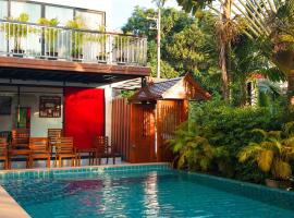 Z&Z House, hotel in Rawai Beach