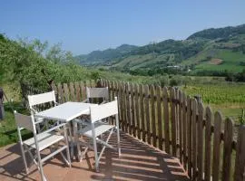 Lovely Holiday Home in Monte Colombo on Farm