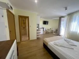 Luxury apartmemts