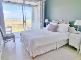 Boardwalk7, hotel in Struisbaai