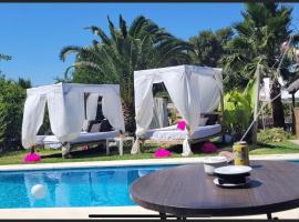 Villas de descanso, Hotel in Vilamarxant