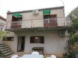 Apartment Tenara, Hotel in Vis