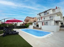 Slatine में, होटल Apartment Mihovilovic