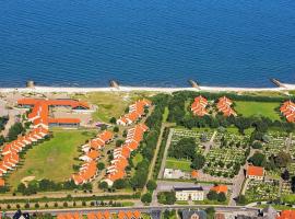6 person holiday home on a holiday park in Sæby, hotel em Sæby