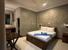 Villa Secret Stream