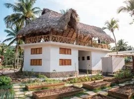 Leisy's Garden Hostel & Rooms