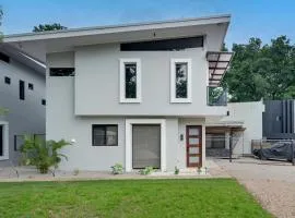 Monte Donato 18 - Apt 1