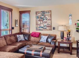 Stonegate Resort Unit C103, hôtel à Big White