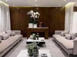 Luxury Apartments with G-Prestige 503