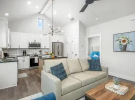 Eagle's Villa - Hot Tub 5 Min to Main