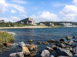 Luxury Waterfront Retreat 4p - Comfort & Panoramisch Uitzicht - Villa 13, hotel v destinaci Ouddorp